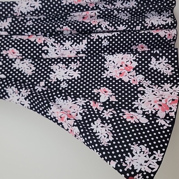 Sami & Jo Black w/ Polka Dots & Pink & White Floral Flowers Short Sleeve Dress S - Picture 3 of 11